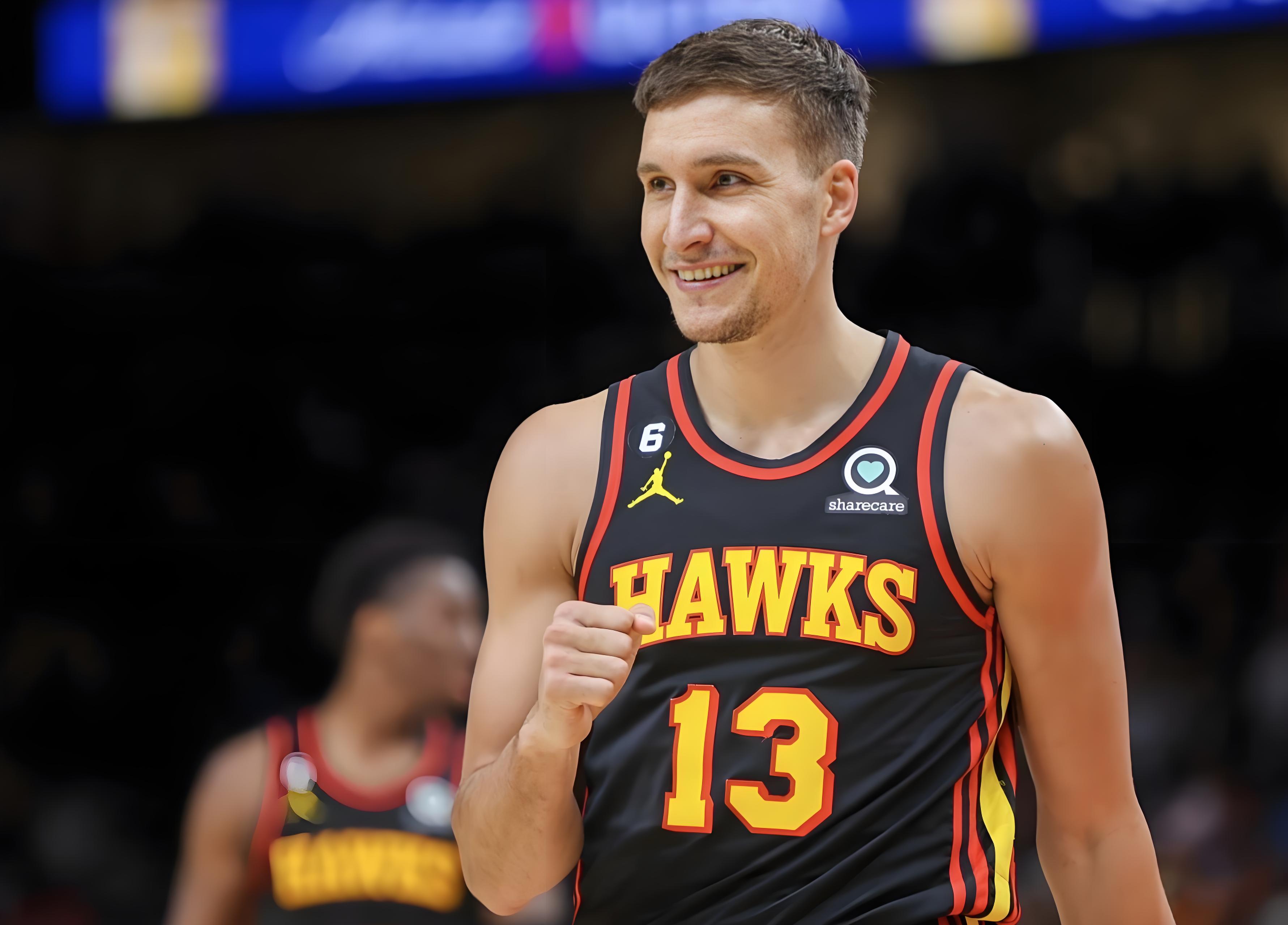 678体育登录入口-老鹰大胜尼克斯，特雷-杨发威得分＋的简单介绍